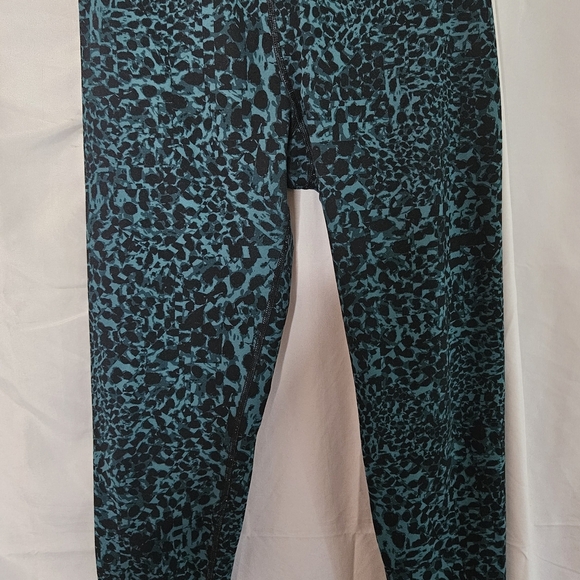 Calvin Klein Kids Teal and Black Patterned Leggings - Picture 1 of 2